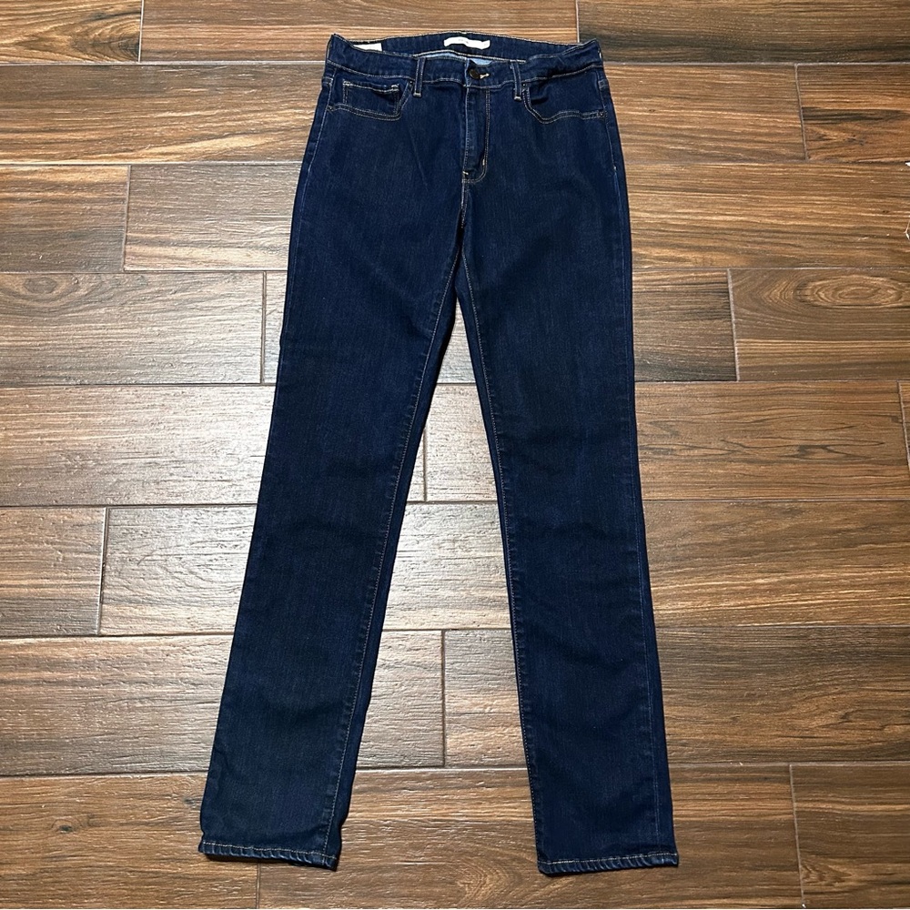 31x32 Levi’s Women’s 712 Slim Jeans Dark Wash